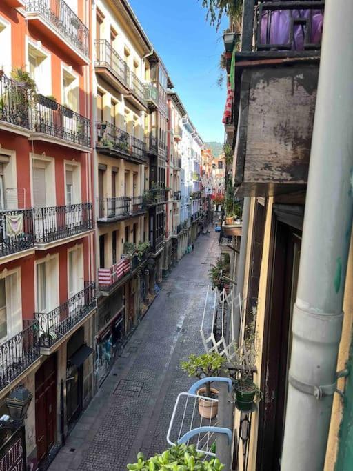 Gurea Casco Viejo Apartment Bilbao Luaran gambar